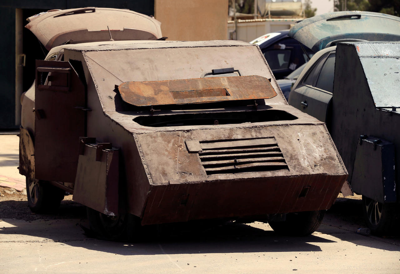 Фотография: Иракская полиция показала машины террористов Исламского государства №15 - BigPicture.ru