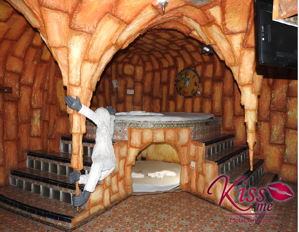 Фотография: Kiss Me: колумбийский мотель на час, где можно сыграть в любую ролевую игру №5 - BigPicture.ru