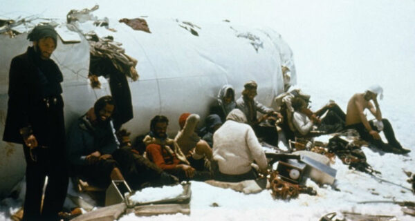 Чудо в Андах: как мертвые спасли живых