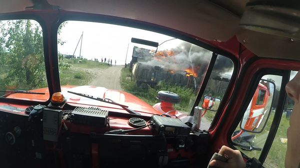 Фотография: Эпичная битва в Чите: пожарный снял тушение огня на экшен-камеру №4 - BigPicture.ru