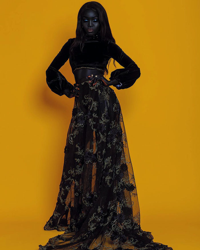 Фотография: Королева тьмы: темнокожая красотка модель Ньяким Гатвех №4 - BigPicture.ru
