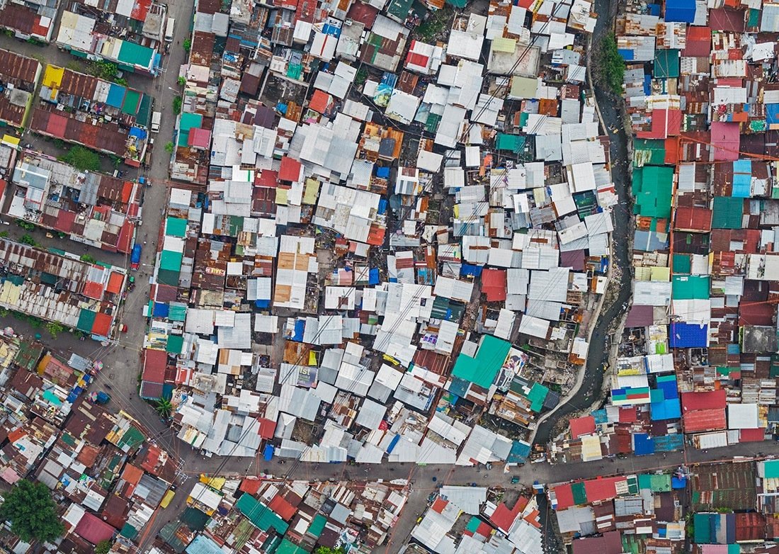Фотография: Аэрофото трущоб Манилы — самого перенаселенного города в мире №2 - BigPicture.ru