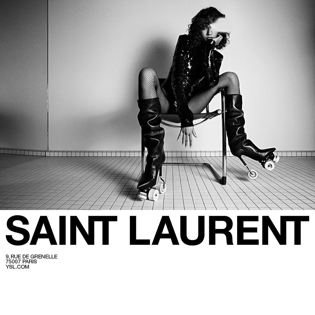 Фотография: Шарики за ролики: Saint Laurent поставил модниц на колеса №7 - BigPicture.ru