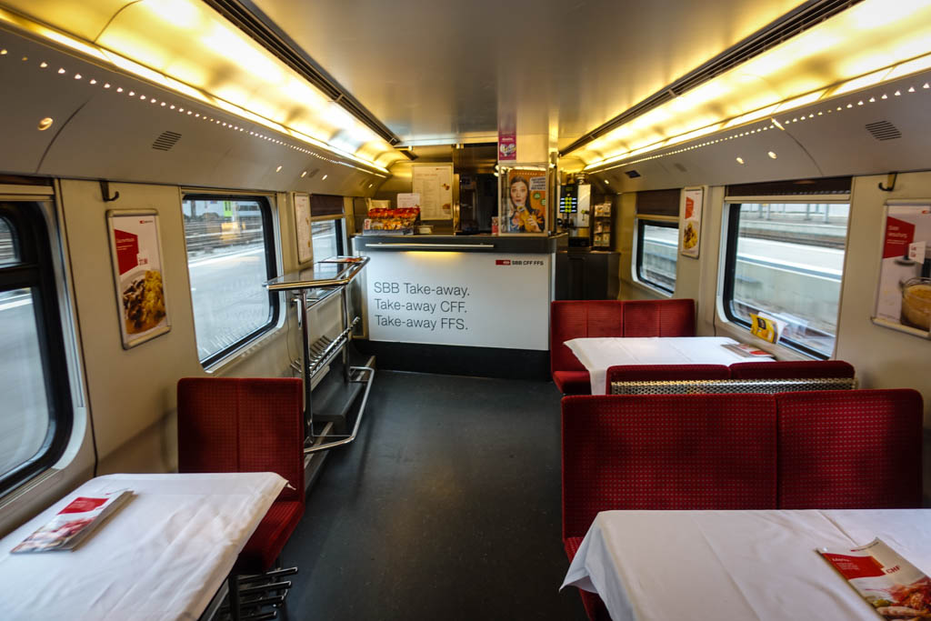 Фотография: Почему железная дорога в Швейцарии считается одной из лучших в Европе №24 - BigPicture.ru