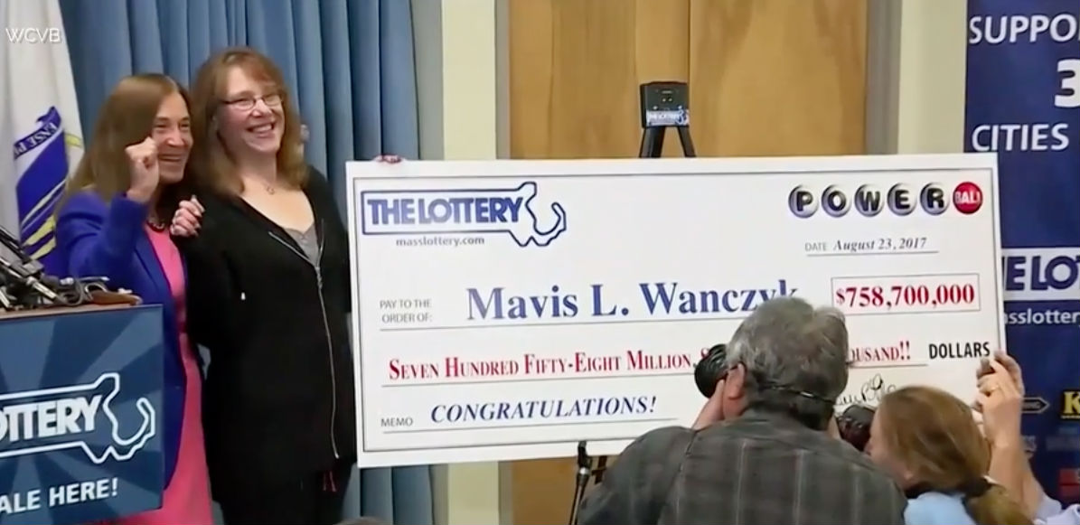 Фотография: Сбылась голубая мечта: американка выиграла в лотерею 758 миллионов долларов и тут же уволилась №1 - BigPicture.ru