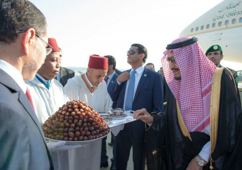 Фотография: Королевский отпуск: глава Саудитов потратил 100 млн долларов на отдых в Марокко №1 - BigPicture.ru