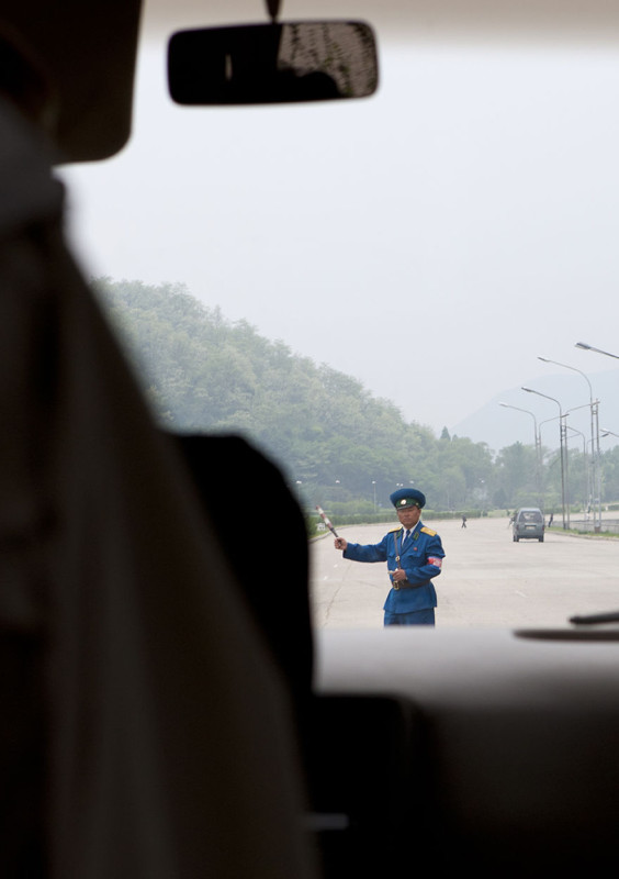 Фотография: Галопом по Корее: реальная жизнь КНДР из окна автомобиля №8 - BigPicture.ru