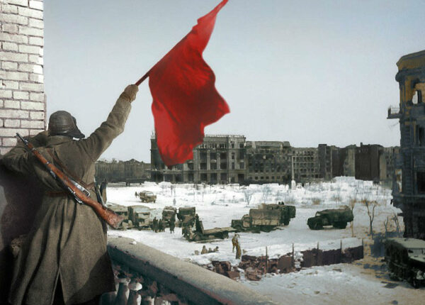 Ожившие лица войны: фотографии битвы за Сталинград в цвете