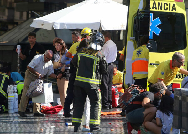 В Барселоне произошел теракт. Как минимум 13 человек погибли
