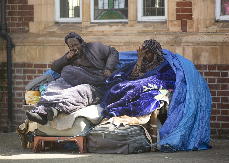 Фотография: Работа на дому: сомалийцы живут на улице, отказываясь от жилья за 1500 фунтов №3 - BigPicture.ru