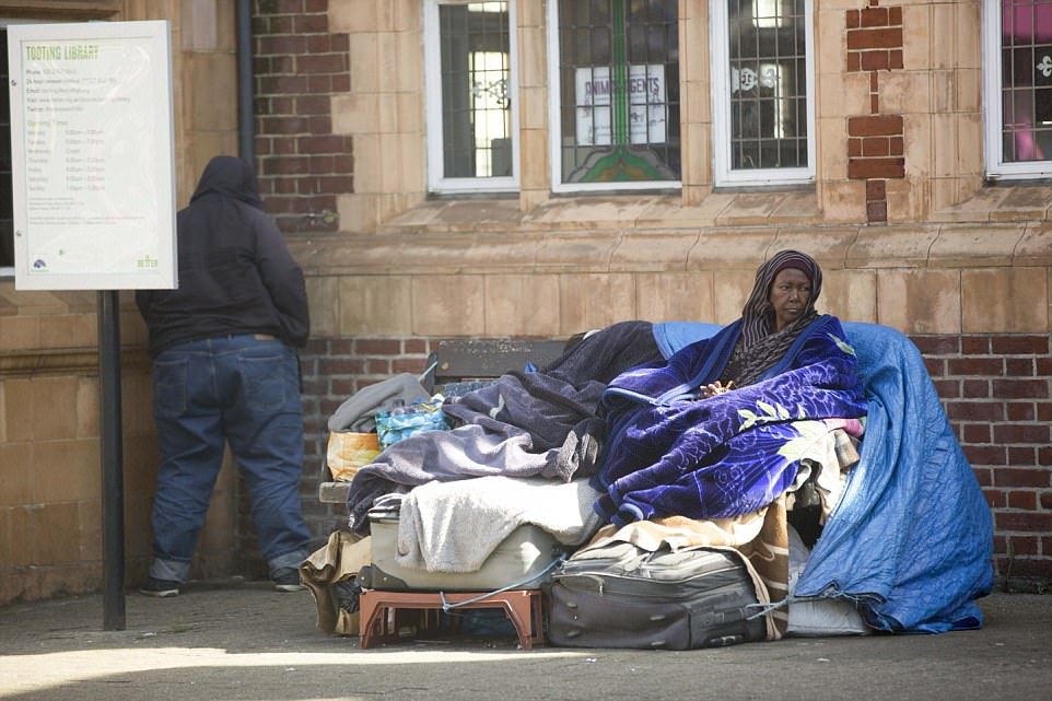 Фотография: Работа на дому: сомалийцы живут на улице, отказываясь от жилья за 1500 фунтов №7 - BigPicture.ru