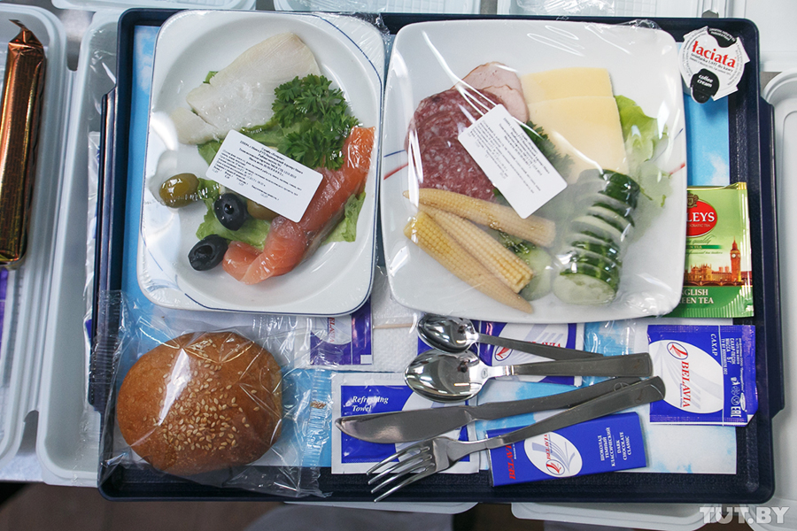 Фотография: Свежий рейтинг: 10 авиакомпаний СНГ с лучшим питанием на борту №6 - BigPicture.ru