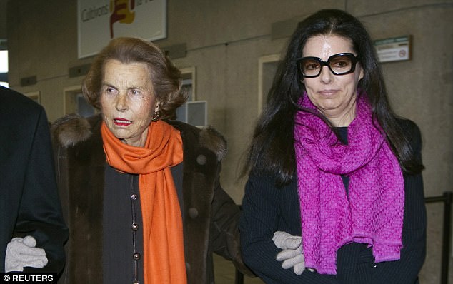 Фотография: Самая богатая женщина в мире Лилиан Беттанкур умерла в возрасте 94 лет №2 - BigPicture.ru