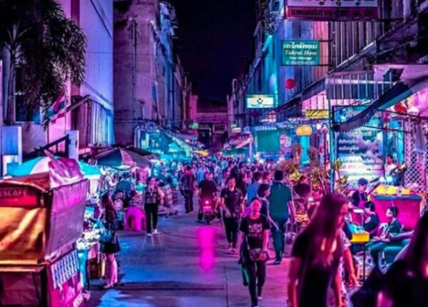 Улицы неоновых фонарей: ночной Бангкок в объективе Хавьера Портела