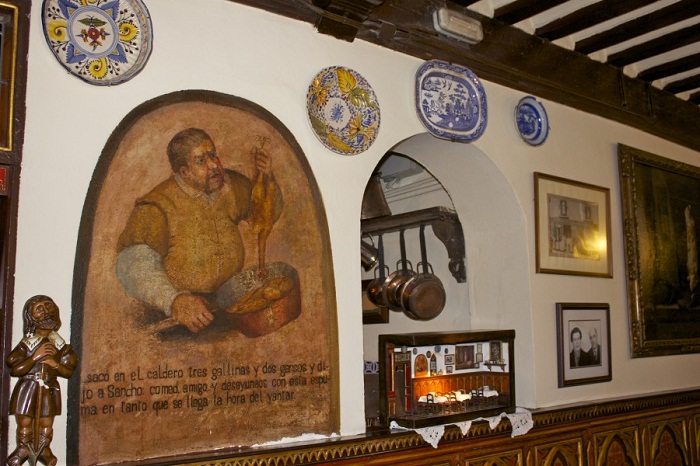 Фотография: Собрино де Ботин: самый старый ресторан в Европе, который любил Хемингуэй и где в молодости подрабатывал Гойя №7 - BigPicture.ru