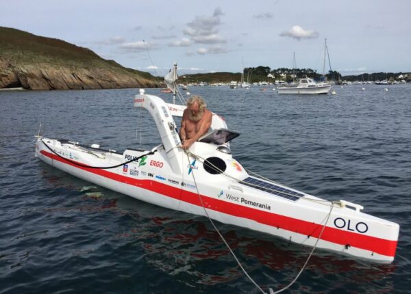 Суши весла: польский пенсионер пересек Атлантику на байдарке, проплыв более 100 дней