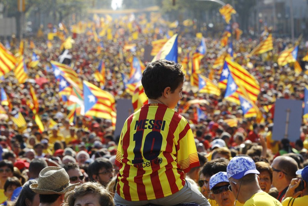 Фотография: Когда протест похож на праздник: как Каталония боролась за независимость №10 - BigPicture.ru