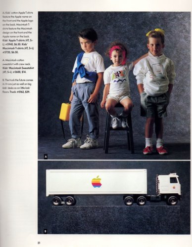 Фотография: Оказывается, без Стива Джобса в 1980-е годы Apple продавала одежду №14 - BigPicture.ru