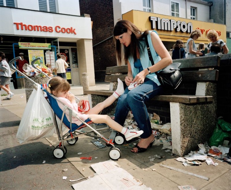 Фотография: Как жил Ливерпуль в начале 80-х: откровенные фото скандального фотожурналиста Мартина Парра №2 - BigPicture.ru
