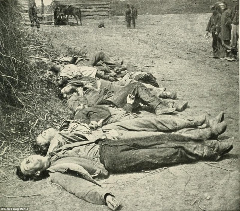 Фотография: Ужасающие фотографии жертв самой кровопролитной войны в истории США №22 - BigPicture.ru