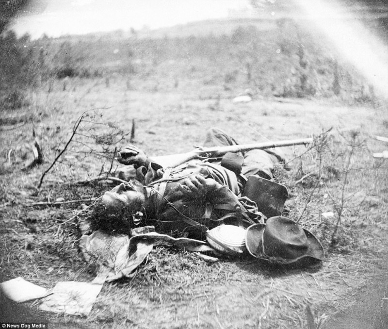 Фотография: Ужасающие фотографии жертв самой кровопролитной войны в истории США №21 - BigPicture.ru