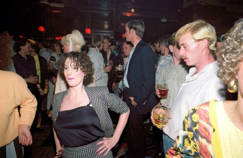 Фотография: Как ирландский фотограф искал любви в ночных клубах 1980-х №17 - BigPicture.ru