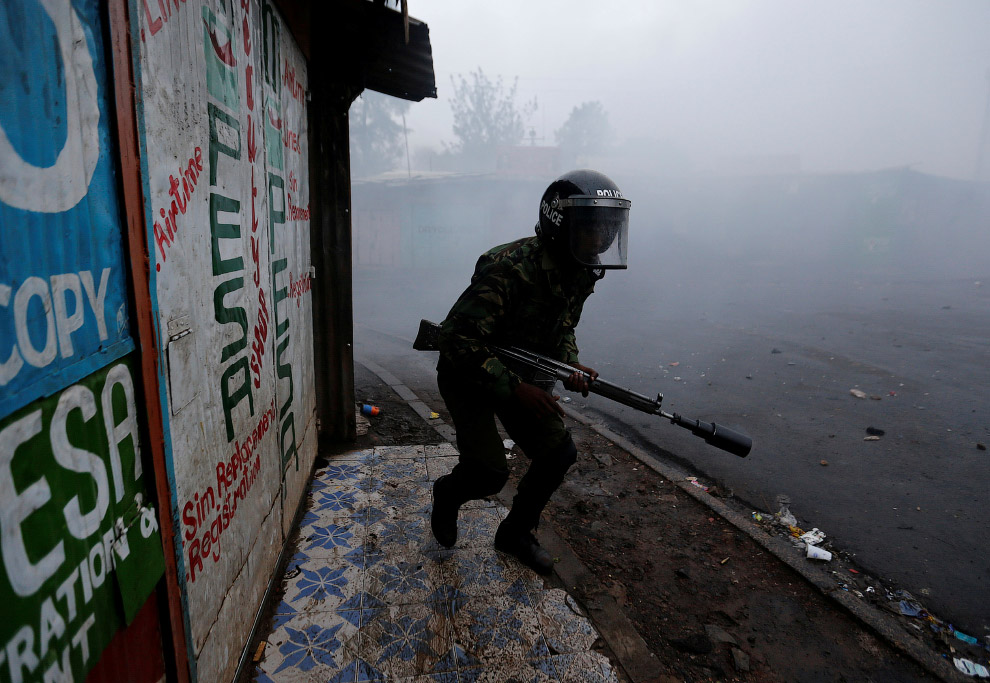 Фотография: Кения в огне: выборы спровоцировали кровопролитные столкновения №4 - BigPicture.ru