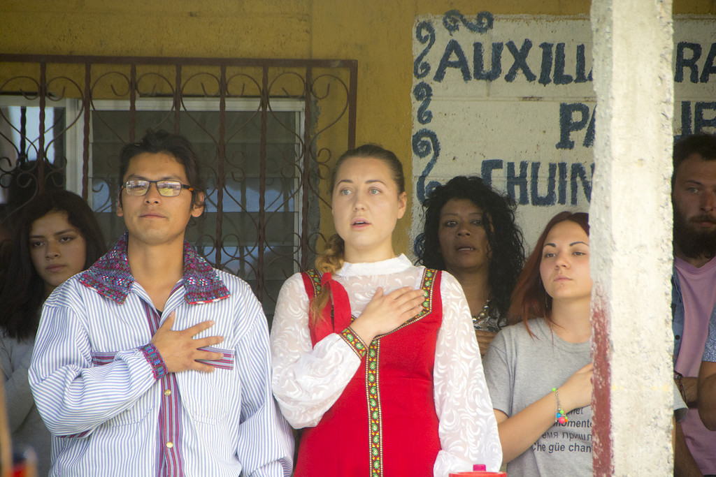 Фотография: Как простая русская женщина Вика стала богом в Гватемале №4 - BigPicture.ru