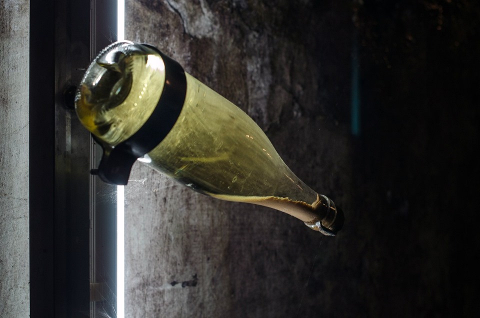 Фотография: Для чего у винных бутылок делают вогнутое дно №4 - BigPicture.ru