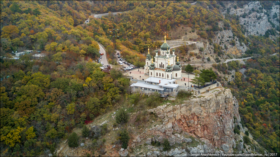 Фотография: Великолепные фотографии осеннего Крыма с квадрокоптера №33 - BigPicture.ru