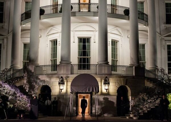 Секреты Белого дома: «8‑звездочный отель» или «гламурная тюрьма»?
