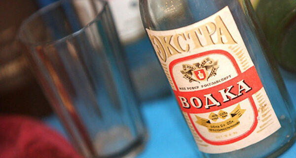 15 гениальных идей использования спирта в быту