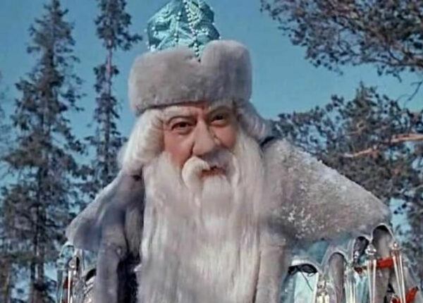 Дед Мороз, которого мы потеряли: в российских детских садах запретили приглашать Дедов Морозов