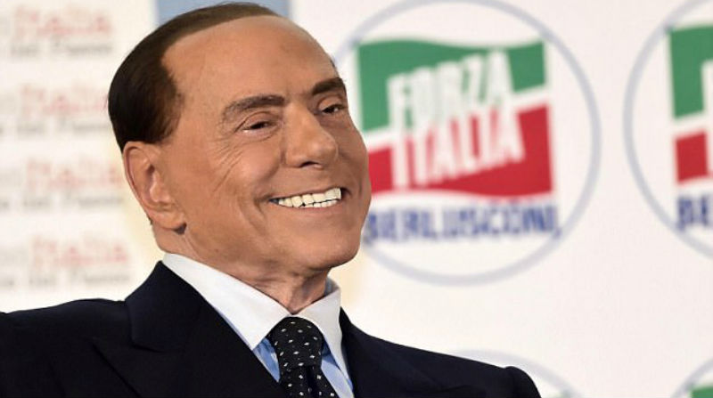 Фотография: Краше в гроб кладут: Сильвио Берлускони стал похож на восковую фигуру №1 - BigPicture.ru
