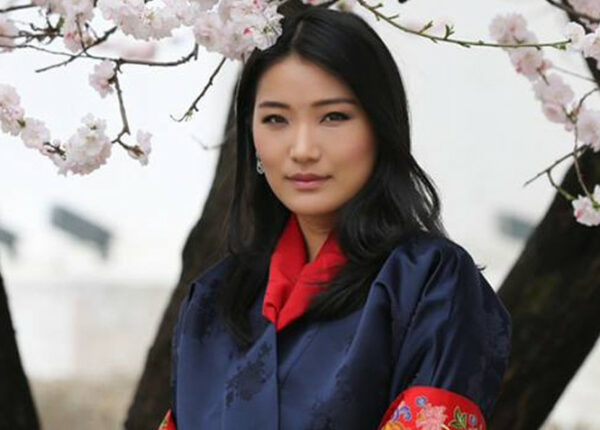 Кейт Миддлтон из Бутана: как живет самая молодая королева в мире