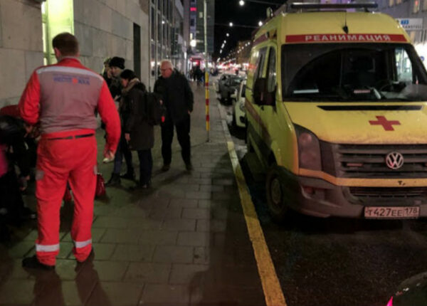 «Что здесь делает российская скорая помощь?»: русские реаниматологи спасли мужчину на улицах Стокгольма