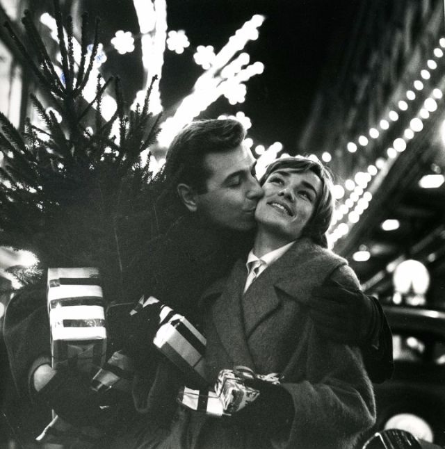 Фотография: Французский поцелуй: как фотограф снимал влюбленные парочки на улицах Парижа №6 - BigPicture.ru
