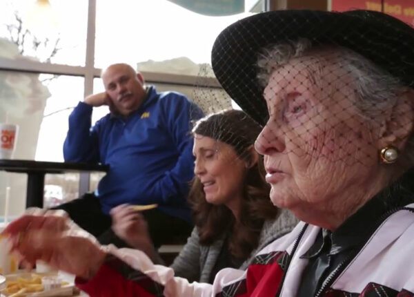 Ешь в макдаке, живи до ста лет! Долгожительница из США рассказала о своих секретах долголетия