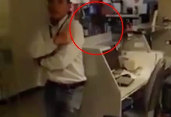 Фейк или хоррор? Работник банка в Перу заснял на видео призрак плачущей девочки