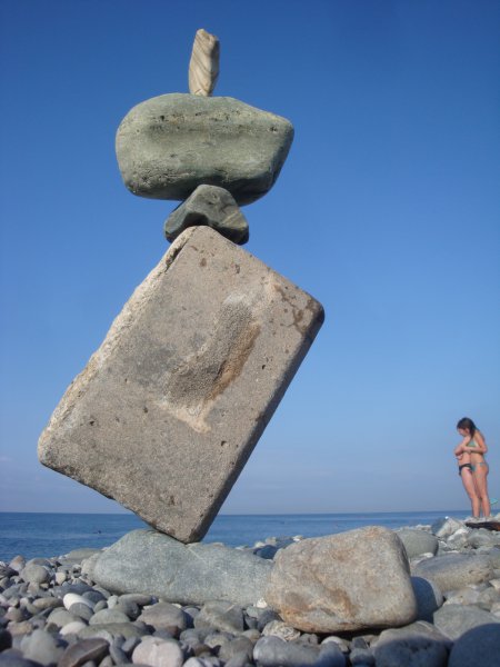 Фотография: Ростовчанин открыл в себе редкий талант балансировать камни №8 - BigPicture.ru