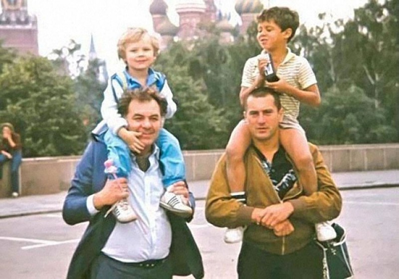 Фотография: Кристиан Бейл, Софи Лорен, Шон Коннери и другие западные звезды в советских фильмах №12 - BigPicture.ru