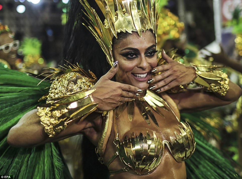 Фотография: Буйство плоти, пота и блесток: Рио-де-Жанейро захватил карнавал №12 - BigPicture.ru