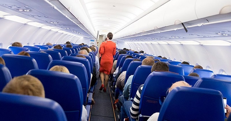 Фотография: Пассажирам самолета раздали прощальное письмо от капитана, но они зря испугались №1 - BigPicture.ru