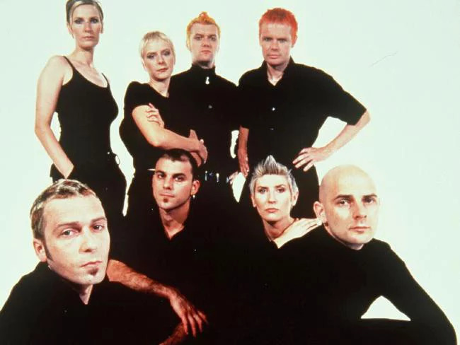 Фотография: Герои одного хита: 15 исполнителей, которые разбогатели на одной песне №14 - BigPicture.ru