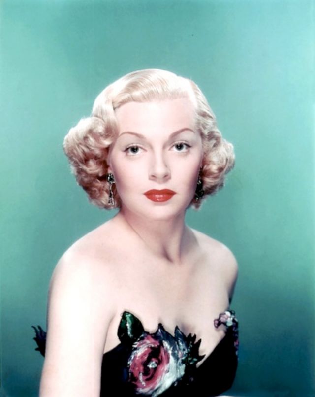 Фотография: Джентльмены предпочитают блондинок: 17 звездных красоток из 50-х, по которым могли бы сохнуть наши дедушки №14 - BigPicture.ru