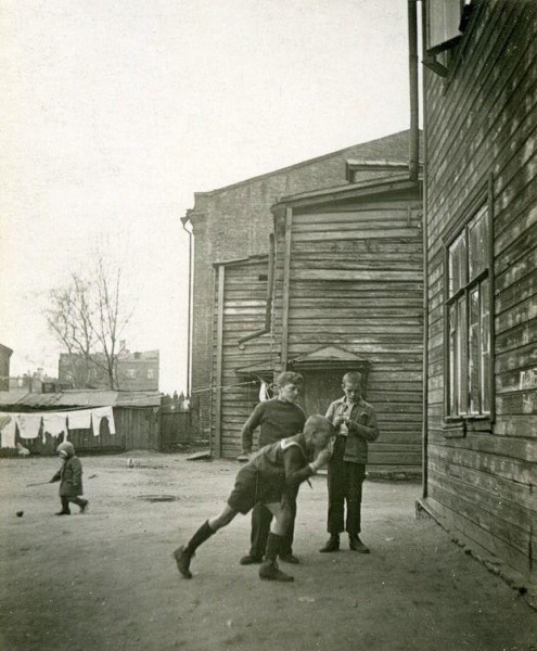 Фотография: По волнам памяти: как мы жили и играли во дворах нашего детства №15 - BigPicture.ru
