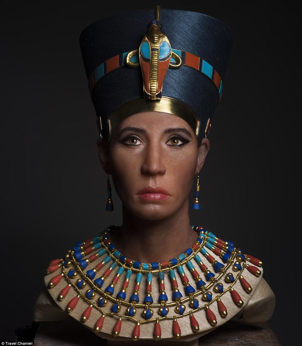 Фотография: Ученые воссоздали лицо царицы Нефертити, и оно не очень похоже на знаменитый бюст №3 - BigPicture.ru