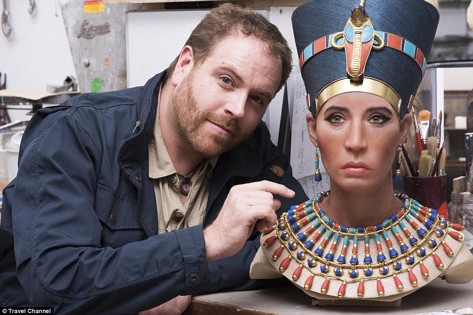 Фотография: Ученые воссоздали лицо царицы Нефертити, и оно не очень похоже на знаменитый бюст №5 - BigPicture.ru