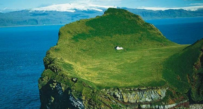 Фотография: Загадка самого одинокого дома Исландии №1 - BigPicture.ru