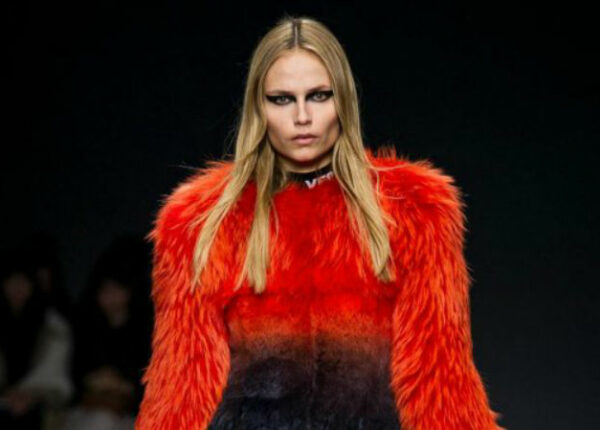 «Я не хочу убивать животных ради моды»: бренд Versace отказывается от меха